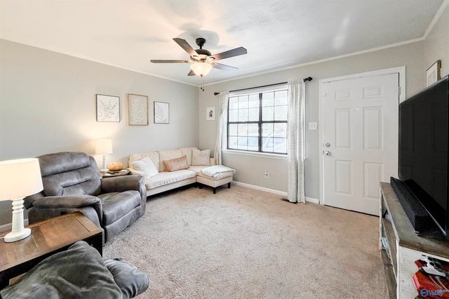 770 Morris Street SW, Hartselle, AL 35640