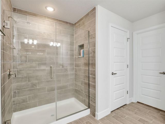 2405 Nelson Rd, Cape Coral, FL 33393