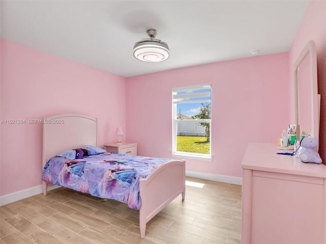 2405 Nelson Rd, Cape Coral, FL 33393