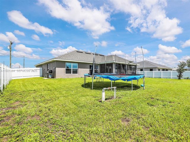 2405 Nelson Rd, Cape Coral, FL 33393