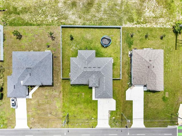 2405 Nelson Rd, Cape Coral, FL 33393