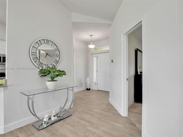 2405 Nelson Rd, Cape Coral, FL 33393