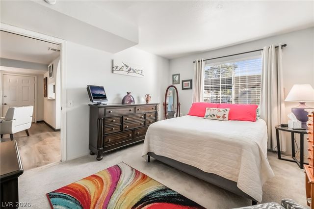 5831 Medallion Drive 103, Las Vegas, NV 89122