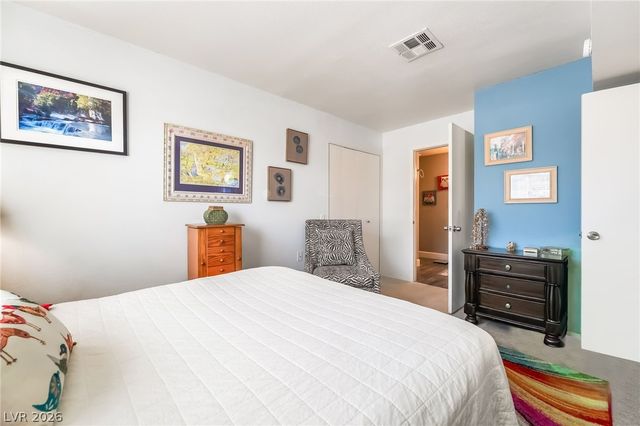 5831 Medallion Drive 103, Las Vegas, NV 89122