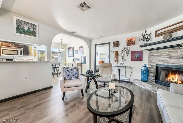 5831 Medallion Drive 103, Las Vegas, NV 89122