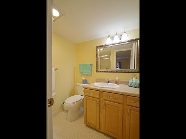 3575 Broken Woods Drive 301, Coral Springs, FL 33065
