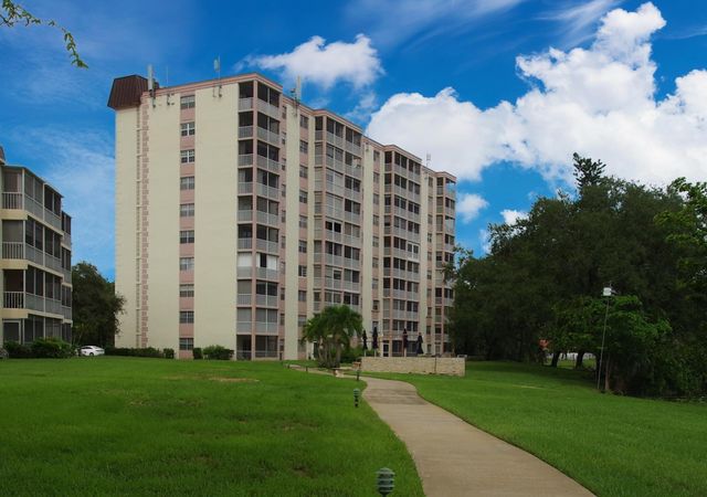 3575 Broken Woods Drive 301, Coral Springs, FL 33065