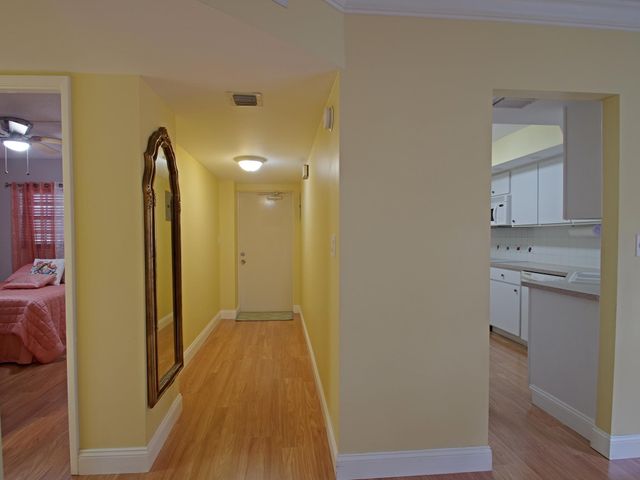 3575 Broken Woods Drive 301, Coral Springs, FL 33065