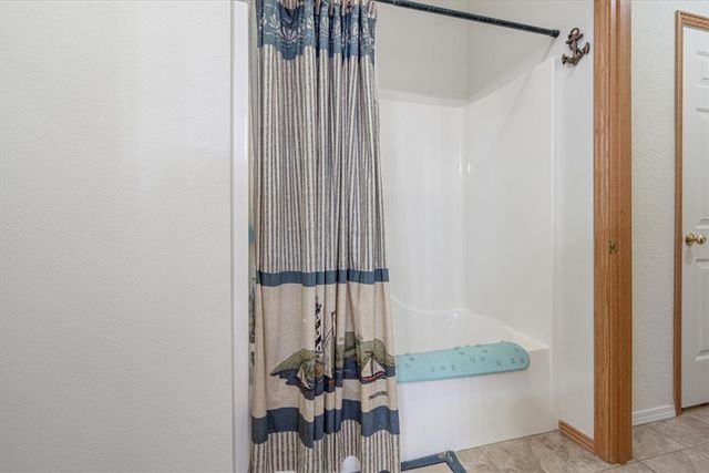 2 Ewes Lane, Bella Vista, AR 72715