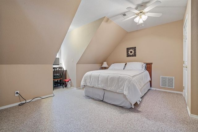 2 Ewes Lane, Bella Vista, AR 72715