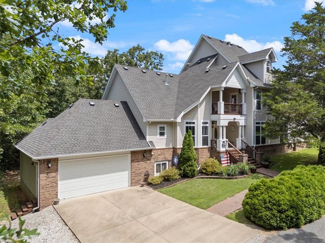 2 Ewes Lane, Bella Vista, AR 72715