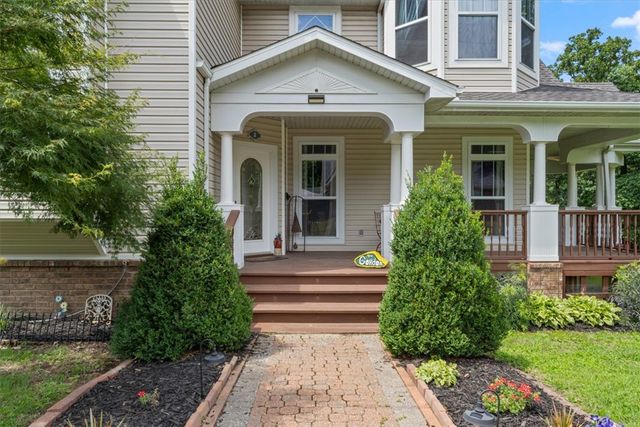 2 Ewes Lane, Bella Vista, AR 72715