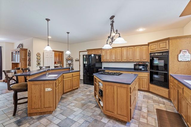 2 Ewes Lane, Bella Vista, AR 72715