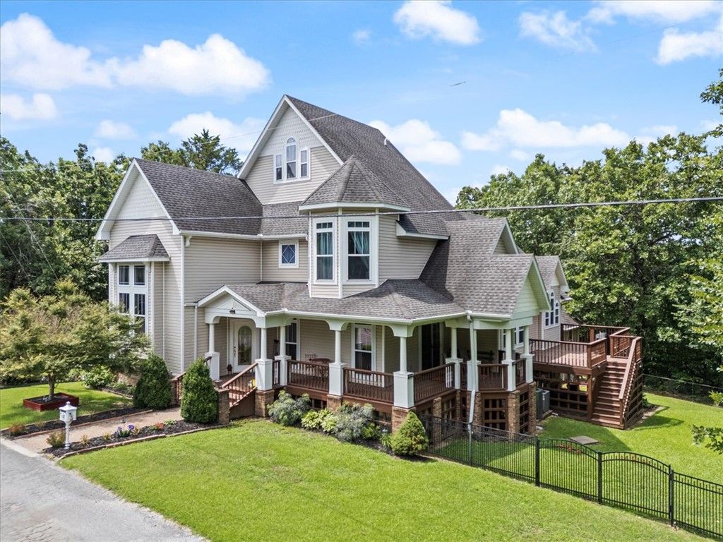 2 Ewes Lane, Bella Vista, AR 72715