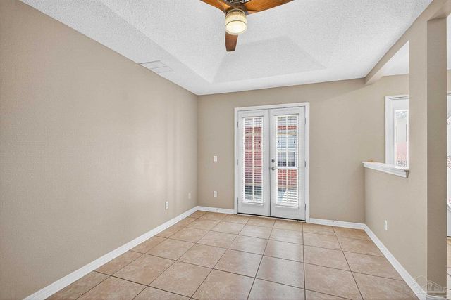 1548 Pelican Pt Dr, Cantonment, FL 32533