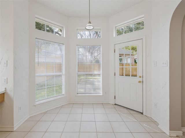 2113 Brentcove Drive, Grapevine, TX 76051