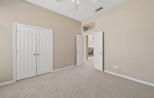 2113 Brentcove Drive, Grapevine, TX 76051