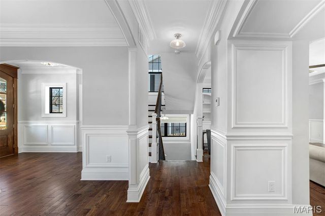 320 Bogey Lane, Kirkwood, MO 63122