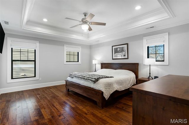 320 Bogey Lane, Kirkwood, MO 63122