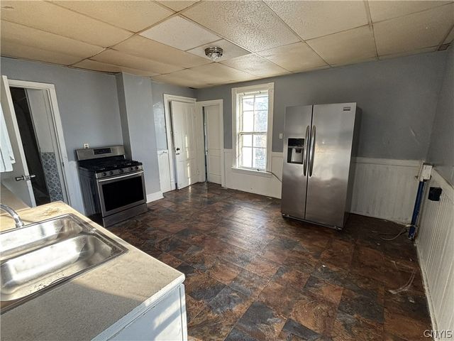 1002 Spring Street, Syracuse, NY 13208