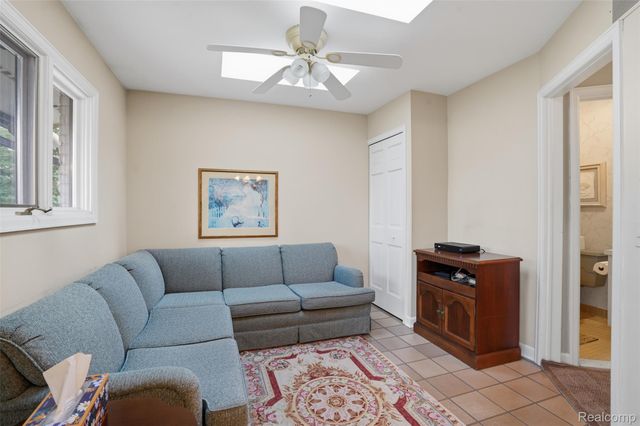 32322 Scenic Lane, Franklin Village, MI 48025