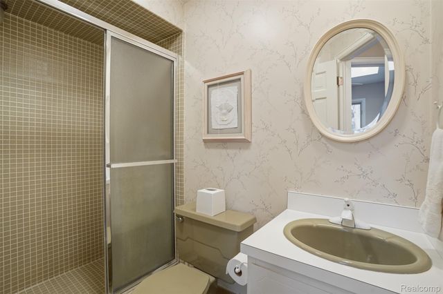 32322 Scenic Lane, Franklin Village, MI 48025