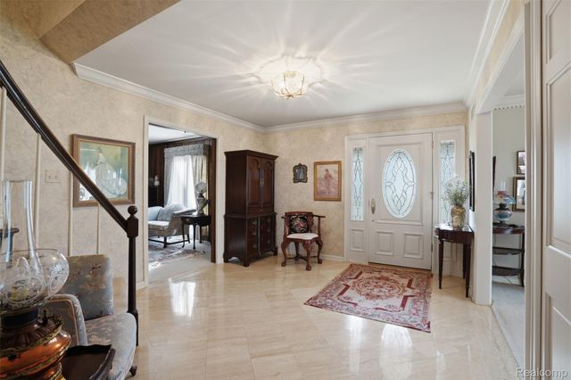 32322 Scenic Lane, Franklin Village, MI 48025