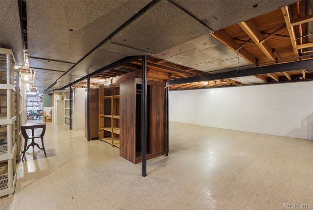 32322 Scenic Lane, Franklin Village, MI 48025