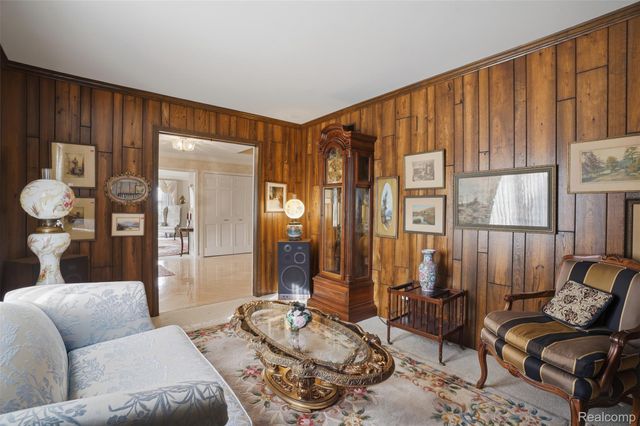 32322 Scenic Lane, Franklin Village, MI 48025