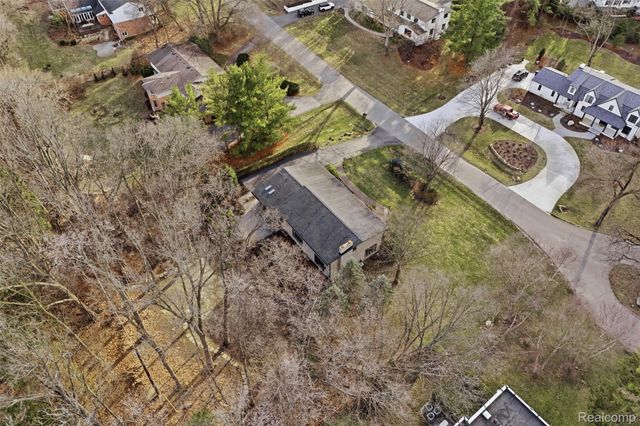 32322 Scenic Lane, Franklin Village, MI 48025