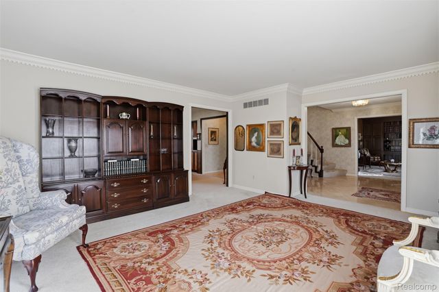 32322 Scenic Lane, Franklin Village, MI 48025