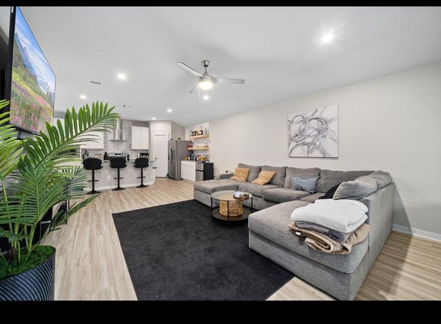 12817 Tokenhouse Lane, Houston, TX 77047