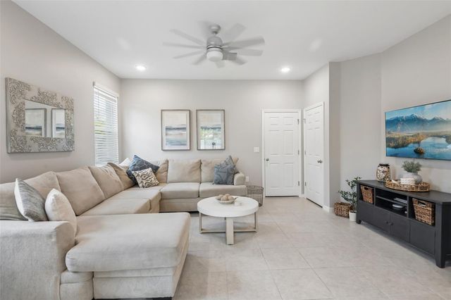 34162 ROGALLO LANE, Wesley Chapel, FL 33545