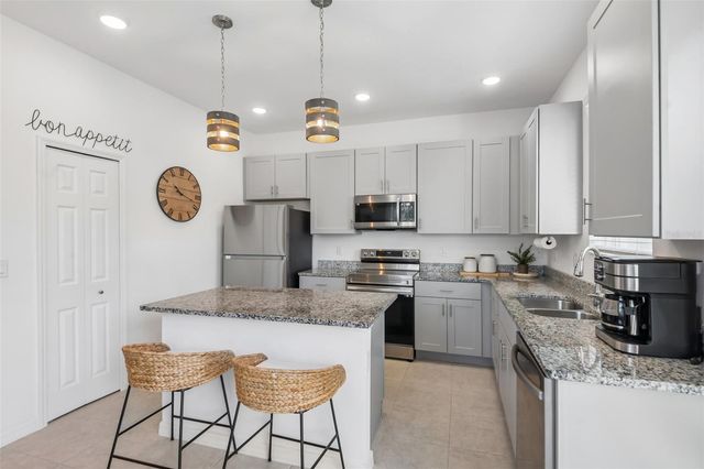 34162 ROGALLO LANE, Wesley Chapel, FL 33545