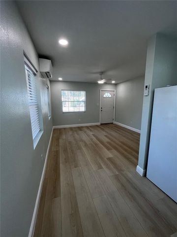 260 20TH AVENUE S, St Petersburg, FL 33705