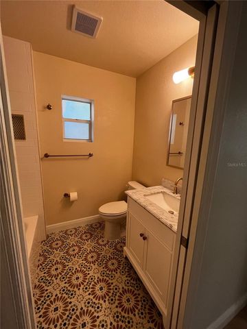 260 20TH AVENUE S, St Petersburg, FL 33705