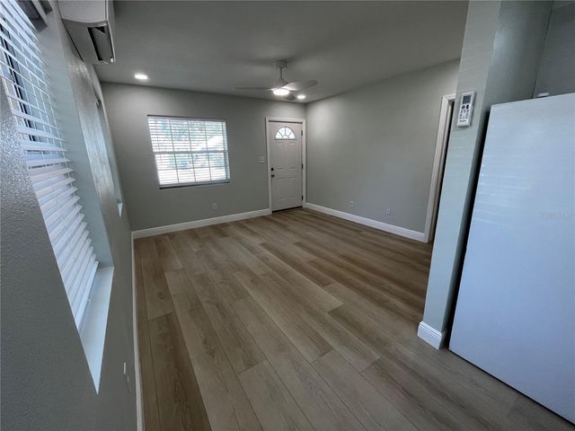 260 20TH AVENUE S, St Petersburg, FL 33705