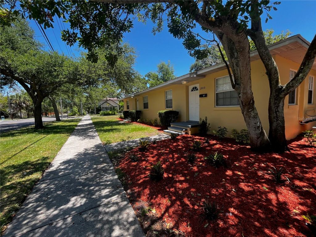 260 20TH AVENUE S, St Petersburg, FL 33705