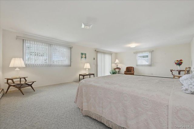 6 Brokaw Avenue, Floral Park, NY 11001