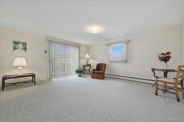 6 Brokaw Avenue, Floral Park, NY 11001