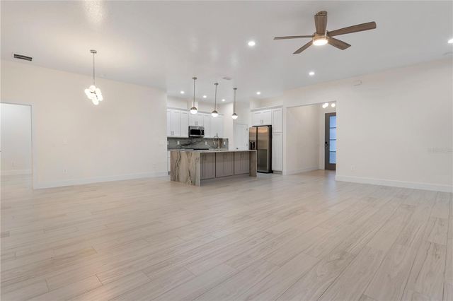 41810 MANGO STREET, Eustis, FL 32736