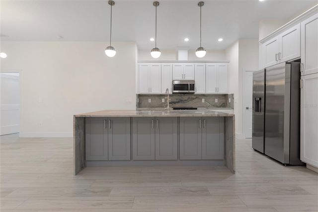 41810 MANGO STREET, Eustis, FL 32736