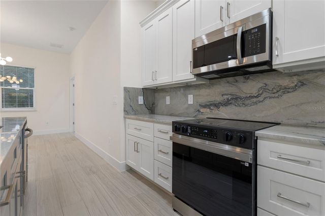 41810 MANGO STREET, Eustis, FL 32736