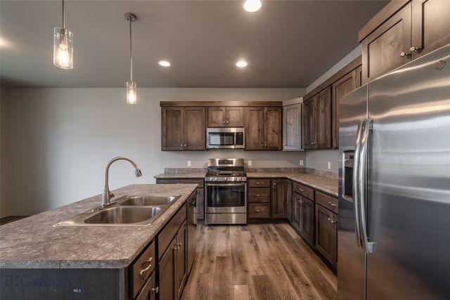 1521 Butler Creek B, Belgrade, MT 59714