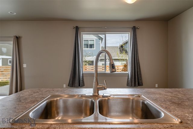 1521 Butler Creek B, Belgrade, MT 59714