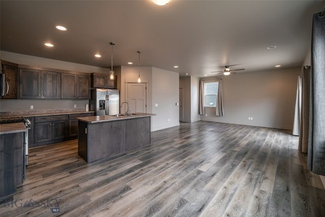 1521 Butler Creek B, Belgrade, MT 59714