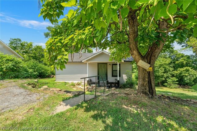 1900 S 12th Street, Fort Smith, AR 72901