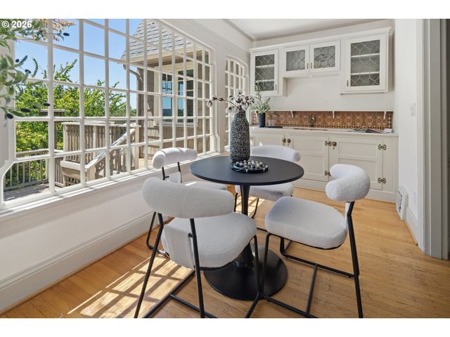 11605 S ELYSIUM Pl, Portland, OR 97219