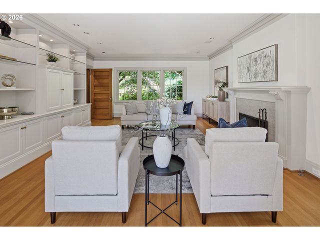 11605 S ELYSIUM Pl, Portland, OR 97219