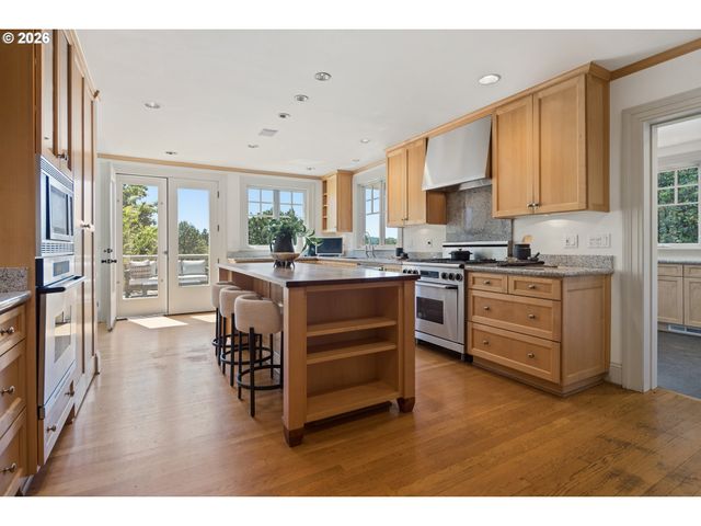 11605 S ELYSIUM Pl, Portland, OR 97219